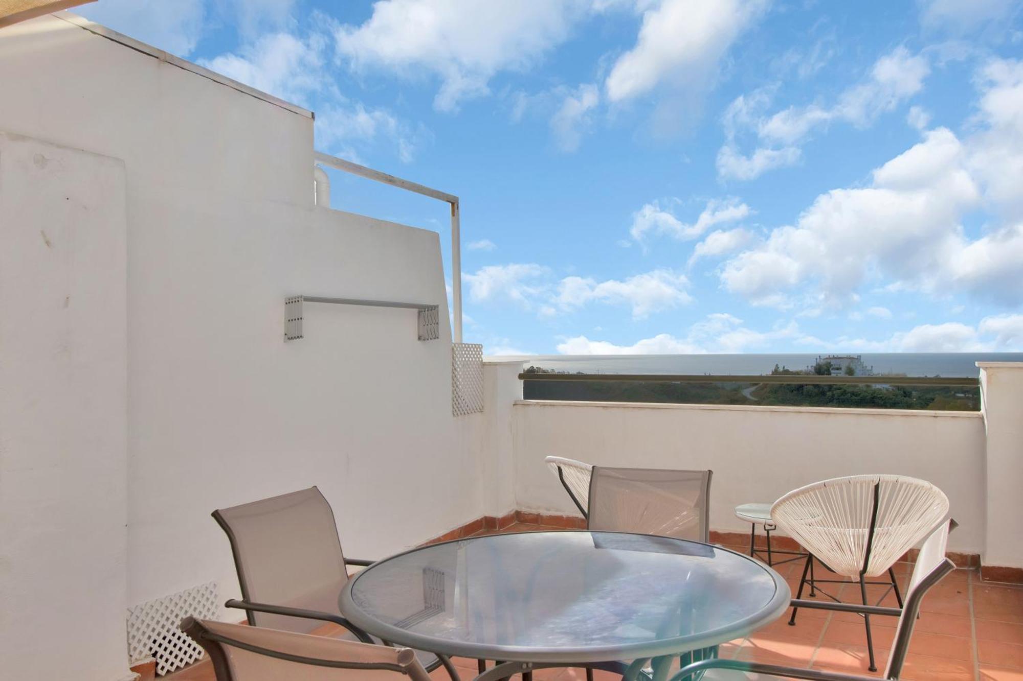 Appartamento Duplex Estilo Boho Con Increible Terraza Y Vistas Al Mar En Estepona - Las Abejeras 609 Esterno foto